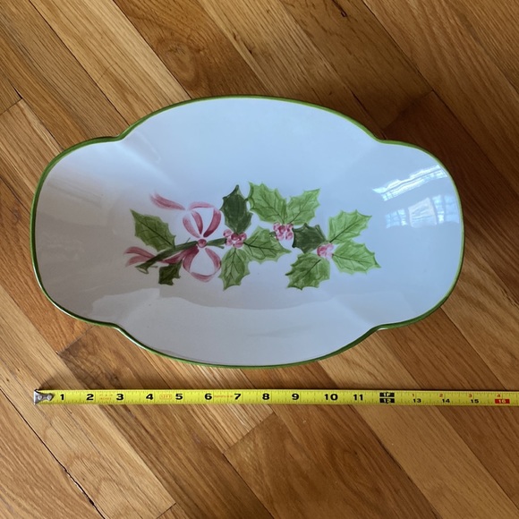 Beautiful N.S. Gustin Christmas Dish - Rare Find - Picture 6 of 6